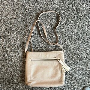 Elegant Cream Shoulder Bag